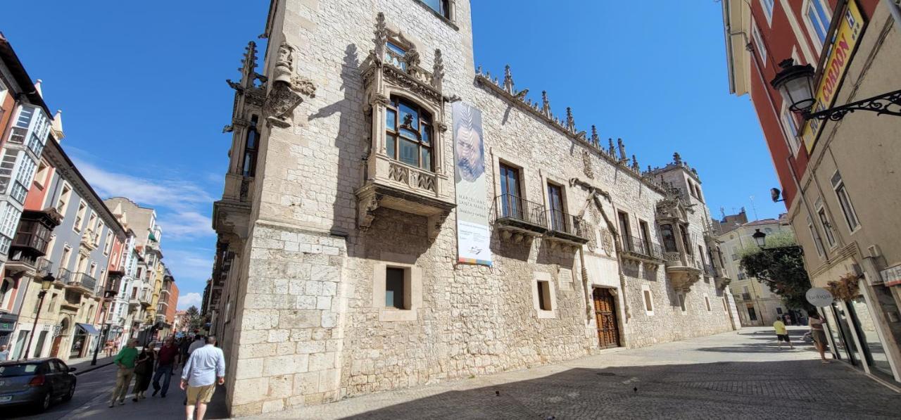 Mia Suites II Loft Centro Historico - Parking & Wifi Free Burgo Buitenkant foto